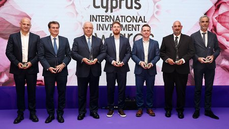 INVESTMENT-AWARDS-NIKITES4